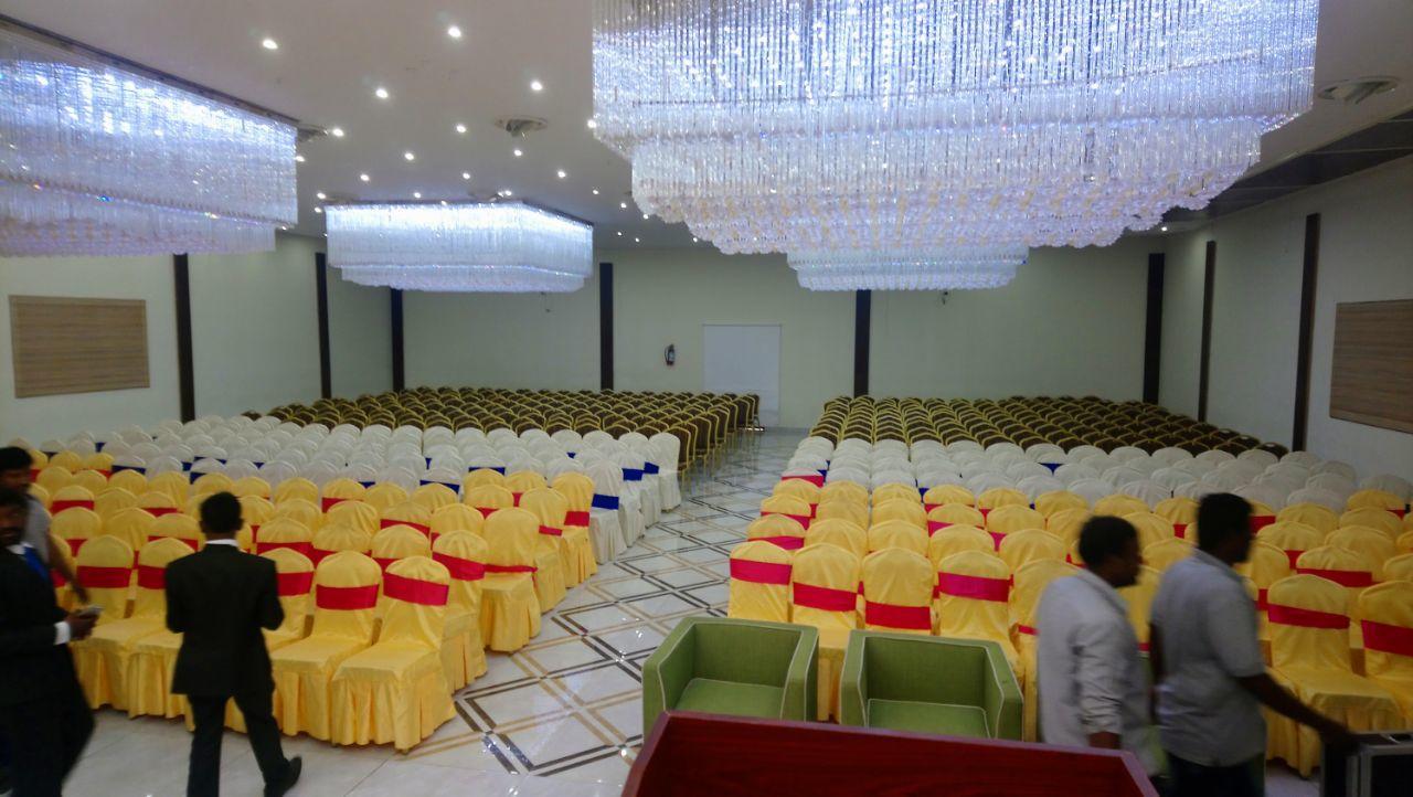 Hotel Suraj Grand Nandyal ภายนอก รูปภาพ