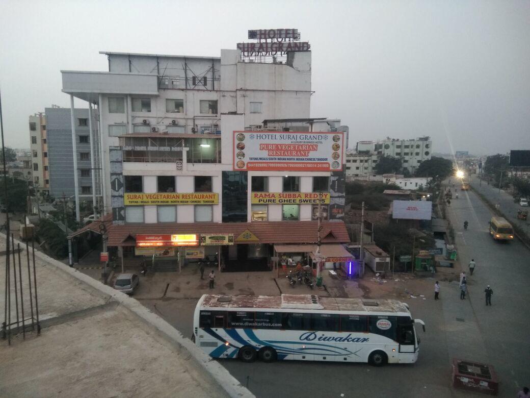 Hotel Suraj Grand Nandyal ภายนอก รูปภาพ